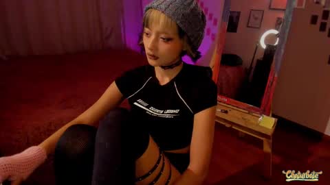 Snapshot of kleo_o chatting on 11.04.25 Kleo online show from 11.04.25