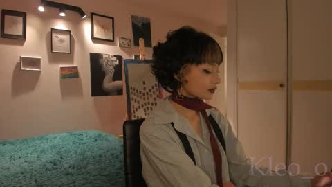 Snapshot of kleo_o chatting on 01.14.26 Kleo online show from 01.14.26