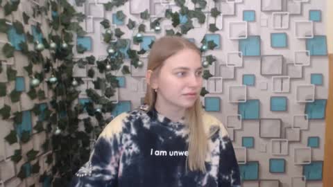 klerkarina online show from 12.17.24