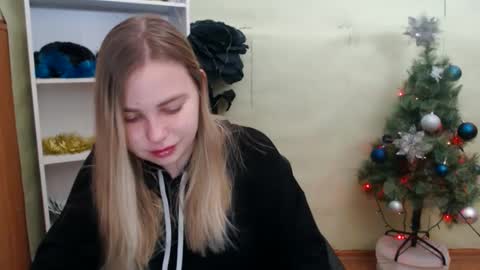 klerkarina online show from 12.22.24