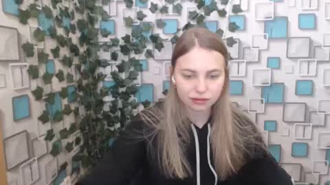 klerkarina online show from 02.18.25
