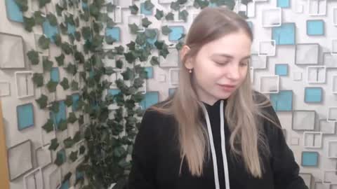 klerkarina online show from 03.04.25