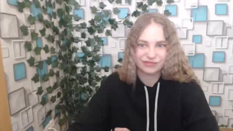 klerkarina online show from 03.06.25
