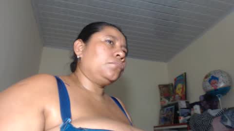 Snapshot of kloe_boobs chatting on 10.08.25 Kloe online show from 10.08.25