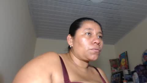 Snapshot of kloe_boobs chatting on 10.21.25 Kloe online show from 10.21.25