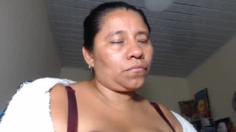 Snapshot of kloe_boobs chatting on 10.26.25 Kloe online show from 10.26.25