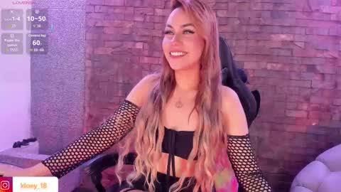 Kloey  online show from 09.26.25