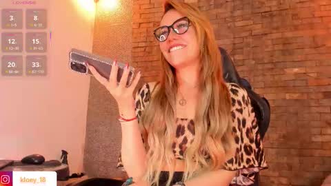 Kloey  online show from 10.10.25