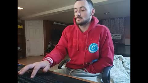 LOUiViLAN online show from 01.03.25