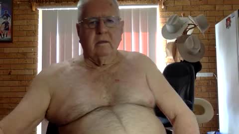 Aussiedude online show from 10.09.25