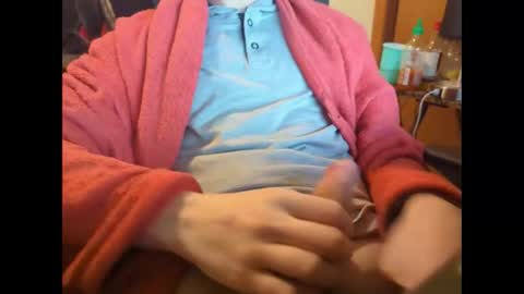 Snapshot of kniloc chatting on 01.22.25 kniloc online show from 01.22.25