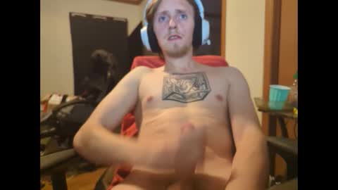 Snapshot of kniloc chatting on 01.25.25 kniloc online show from 01.25.25