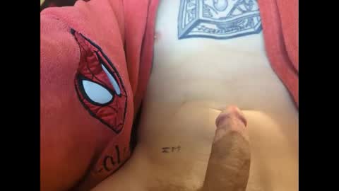 Snapshot of kniloc chatting on 02.20.25 kniloc online show from 02.20.25