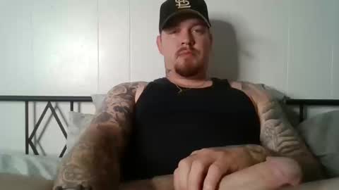 Snapshot of koddoncouple chatting on 10.13.25 Koddoncouple online show from 10.13.25