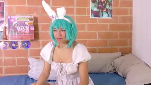 Snapshot of komatsu_ chatting on 10.30.25 Komatsu Lilith online show from 10.30.25