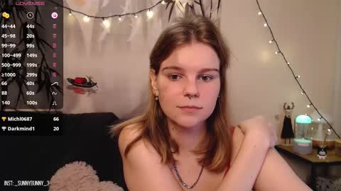 Snapshot of komorebbi chatting on 12.07.24 Marta online show from 12.07.24