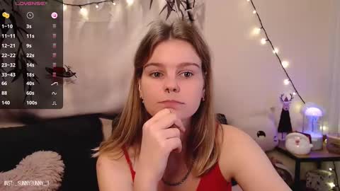 Snapshot of komorebbi chatting on 12.10.24 Marta online show from 12.10.24