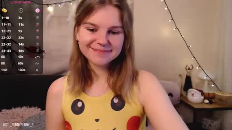 Snapshot of komorebbi chatting on 12.18.24 Marta online show from 12.18.24