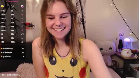 Snapshot of komorebbi chatting on 12.26.24 Marta online show from 12.26.24