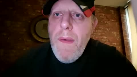 Neil online show from 09.28.25