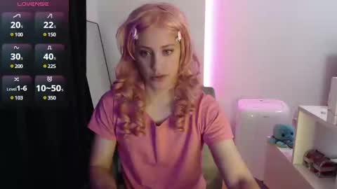 Snapshot of koneko_nya chatting on 12.30.24 Riley online show from 12.30.24