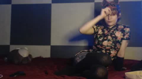 Snapshot of konekokawai chatting on 10.09.25 konekokawai online show from 10.09.25