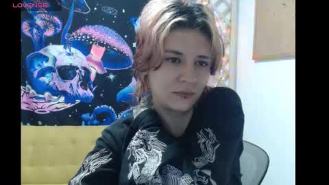 Snapshot of konekokawai chatting on 03.27.26 konekokawai online show from 03.27.26