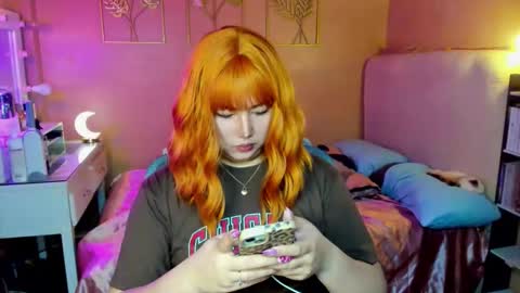 Snapshot of koreandollts chatting on 09.26.25 MISS ALICIA online show from 09.26.25