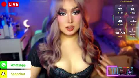 Snapshot of koreandollts chatting on 10.21.25 MISS ALICIA online show from 10.21.25