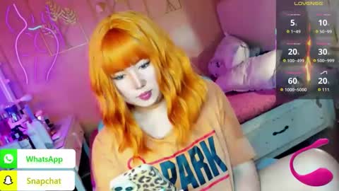 Snapshot of koreandollts chatting on 11.06.25 MISS ALICIA online show from 11.06.25