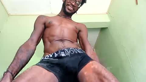 Snapshot of korn4lyfe chatting on 02.02.25 Prince makonnen online show from 02.02.25