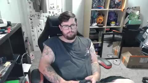 Snapshot of kornyx15 chatting on 10.25.25 kornyx15 online show from 10.25.25