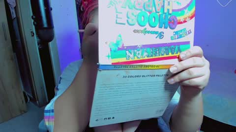 Snapshot of kpayton99 chatting on 02.05.25 Khloe online show from 02.05.25