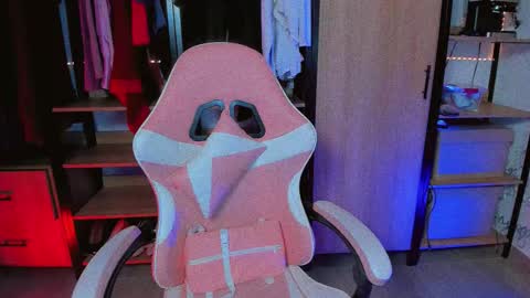 Khloe online show from 12.21.25