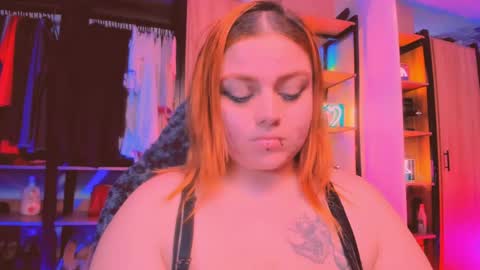 Khloe online show from 04.07.26