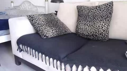 Snapshot of kral_mert chatting on 10.21.25 Mert online show from 10.21.25