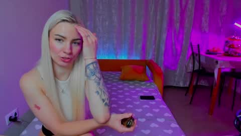 Lisandra online show from 01.24.25