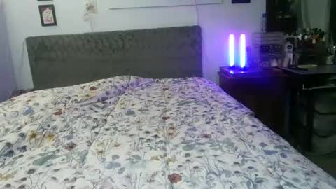 kreamyk420 online show from 10.26.25