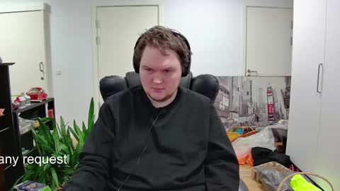 Snapshot of kresser199521 chatting on 01.30.25 Kristian online show from 01.30.25