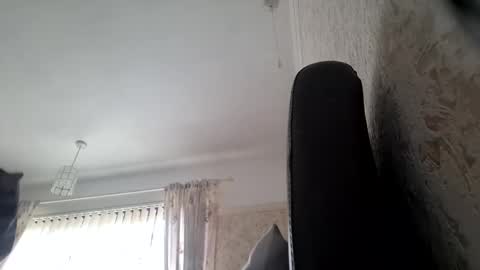 kripijs2 online show from 10.26.25