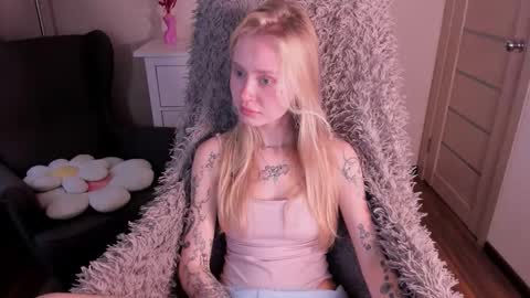 kris_grant online show from 10.10.25