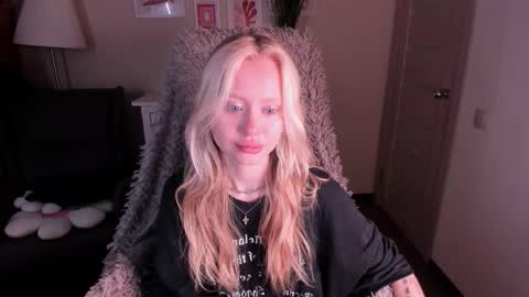 kris_grant online show from 10.28.25