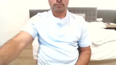 Snapshot of krishna21332 chatting on 04.25.26 Indian big dick sexy .. online show from 04.25.26