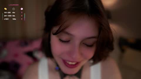 Snapshot of krissyhei chatting on 10.02.25 Sarah online show from 10.02.25