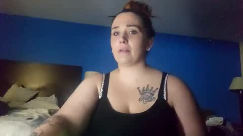 Snapshot of kristalndaddy chatting on 11.15.25 KristalDaddy online show from 11.15.25