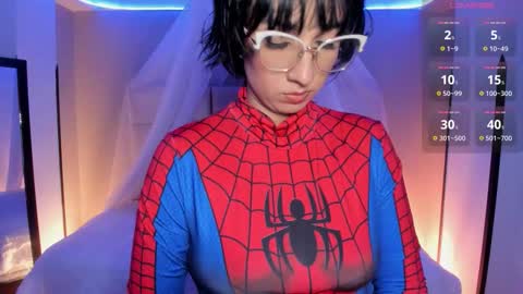 Kristen online show from 10.06.25