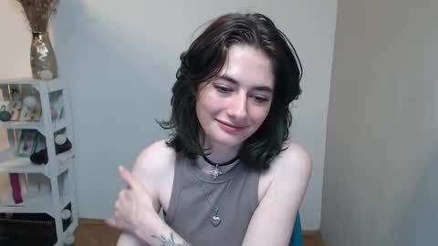 Snapshot of kristi_nas chatting on 12.31.24 Kristina online show from 12.31.24