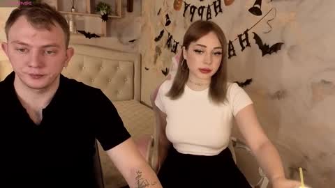 Snapshot of kristiana_1 chatting on 10.26.25 Kristiana and Antony online show from 10.26.25