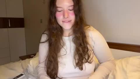 kristiekitty online show from 05.03.26