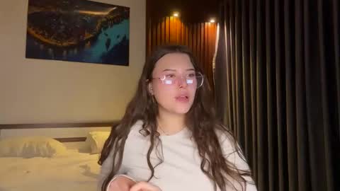 kristiekitty online show from 05.18.26